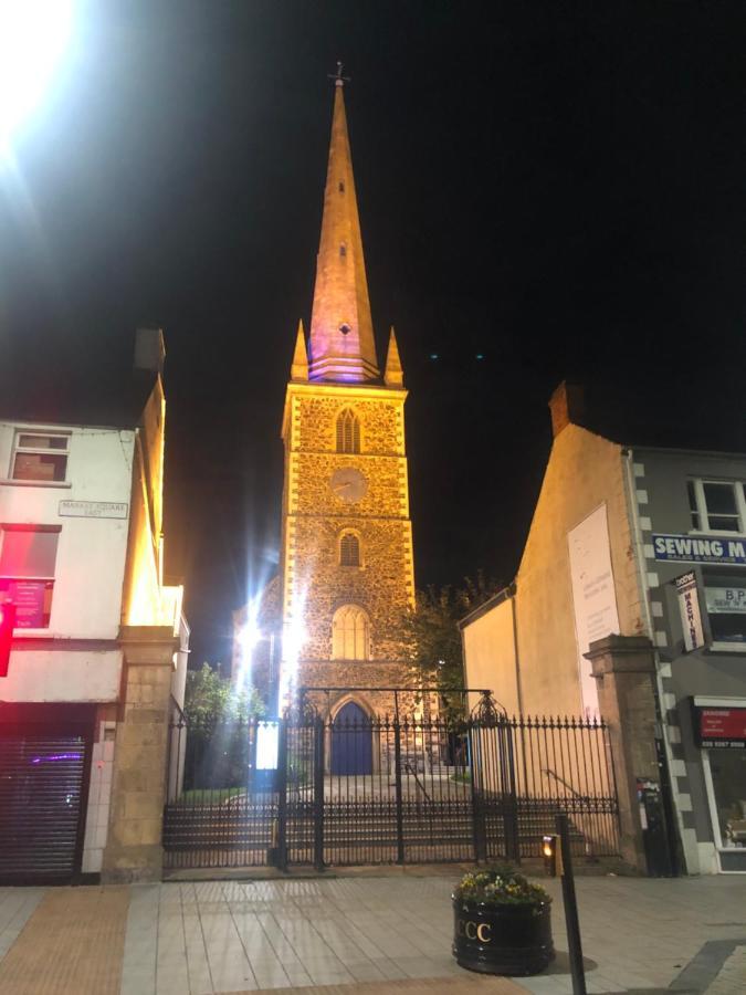 Central Lisburn Duplex Apartment Siren Stays Exterior foto
